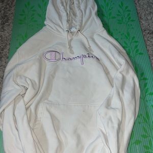 LARGE CHAMPION SWEATSHIRT